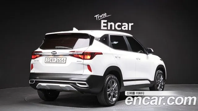 Kia Seltos 2020 Белый из Кореи, фото 3