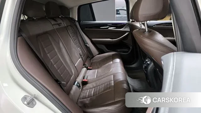 BMW X4 (G02) 2021 Белый из Кореи, фото 3