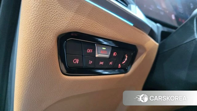 BMW 3 Series (G20) 2023 Белый из Кореи, фото 3