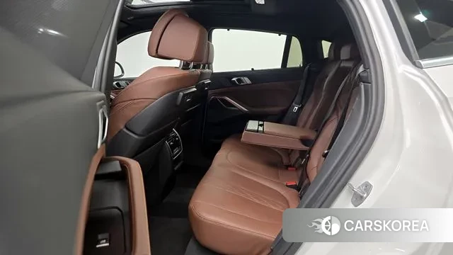 BMW X6 (G06) 2023 Белый из Кореи, фото 3