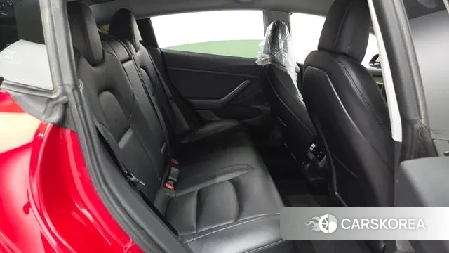 Tesla Model 3 2021 Красный из Кореи, фото 3