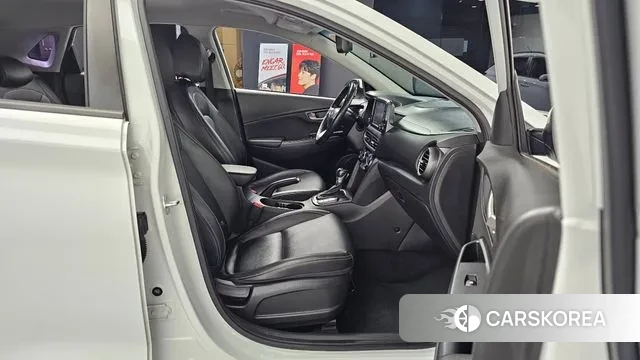 Hyundai Kona 2018 Белый из Кореи, фото 3