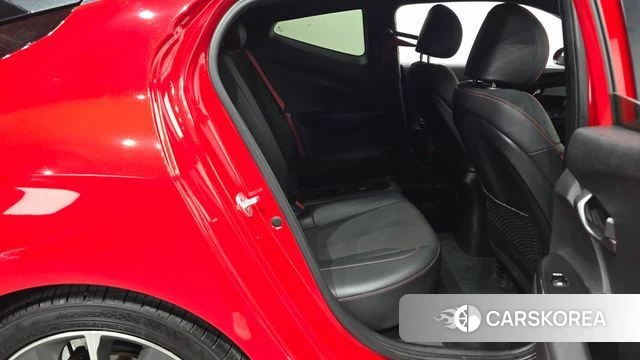 Hyundai Veloster (JS) 2018 Красный из Кореи, фото 3