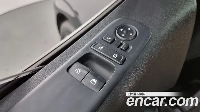 Hyundai Staria 2023 Черный из Кореи, фото 3