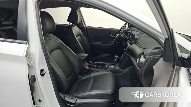 Hyundai Kona 2018 Белый из Кореи, фото 3