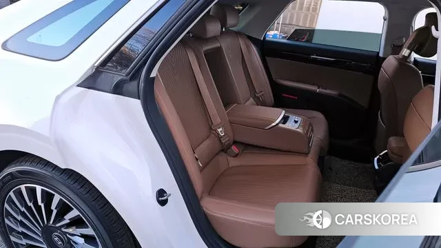 Hyundai Grandeur Hybrid (GN7) 2023 Белый из Кореи, фото 3