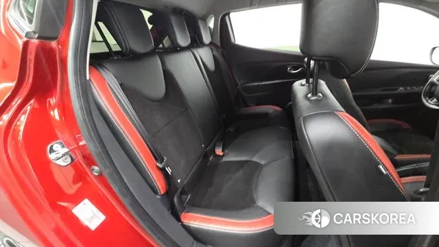 Renault Korea (Samsung) Clio 2018 Красный из Кореи, фото 3