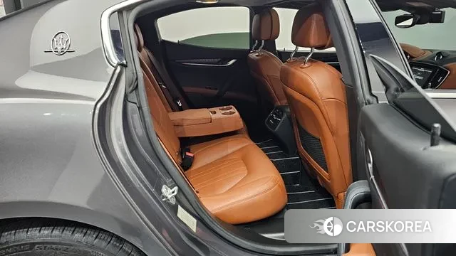 Maserati Ghibli 2019 Серый из Кореи, фото 3