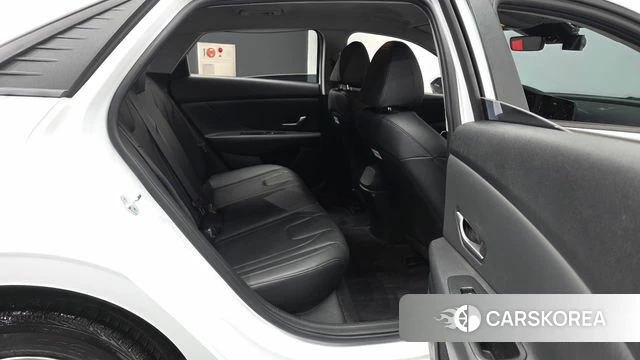 Hyundai Avante (CN7) 2022 Белый из Кореи, фото 3