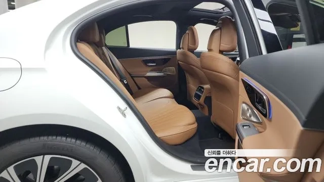 Mercedes-Benz E-Class W214 2024 Белый из Кореи, фото 3