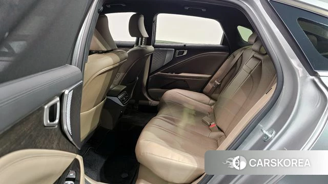 Kia K8 Hybrid 2022 Серебристо-серый из Кореи, фото 3