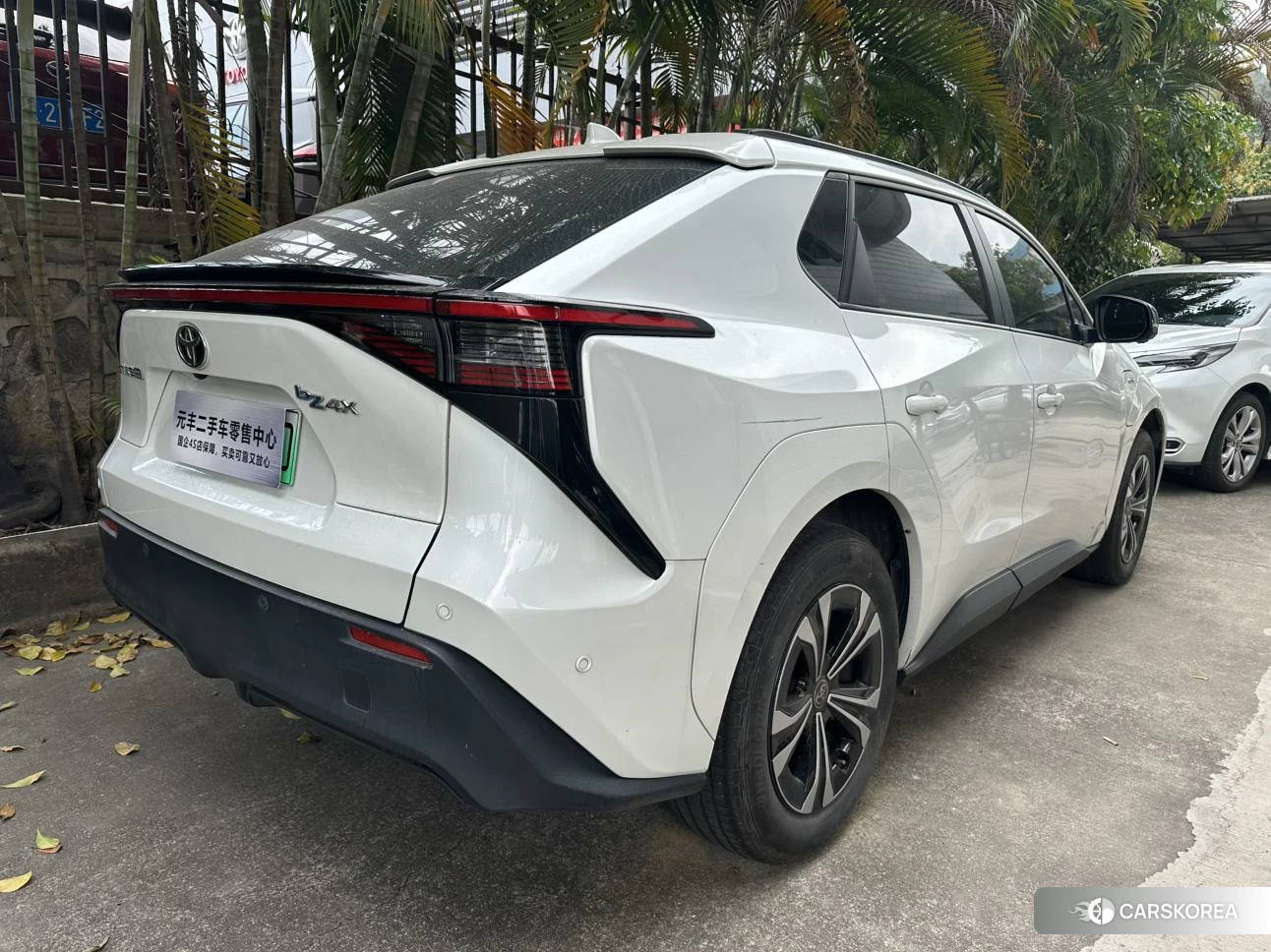 Toyota Platinum Wisdom 4X 2023 Белый из Китая, фото 3
