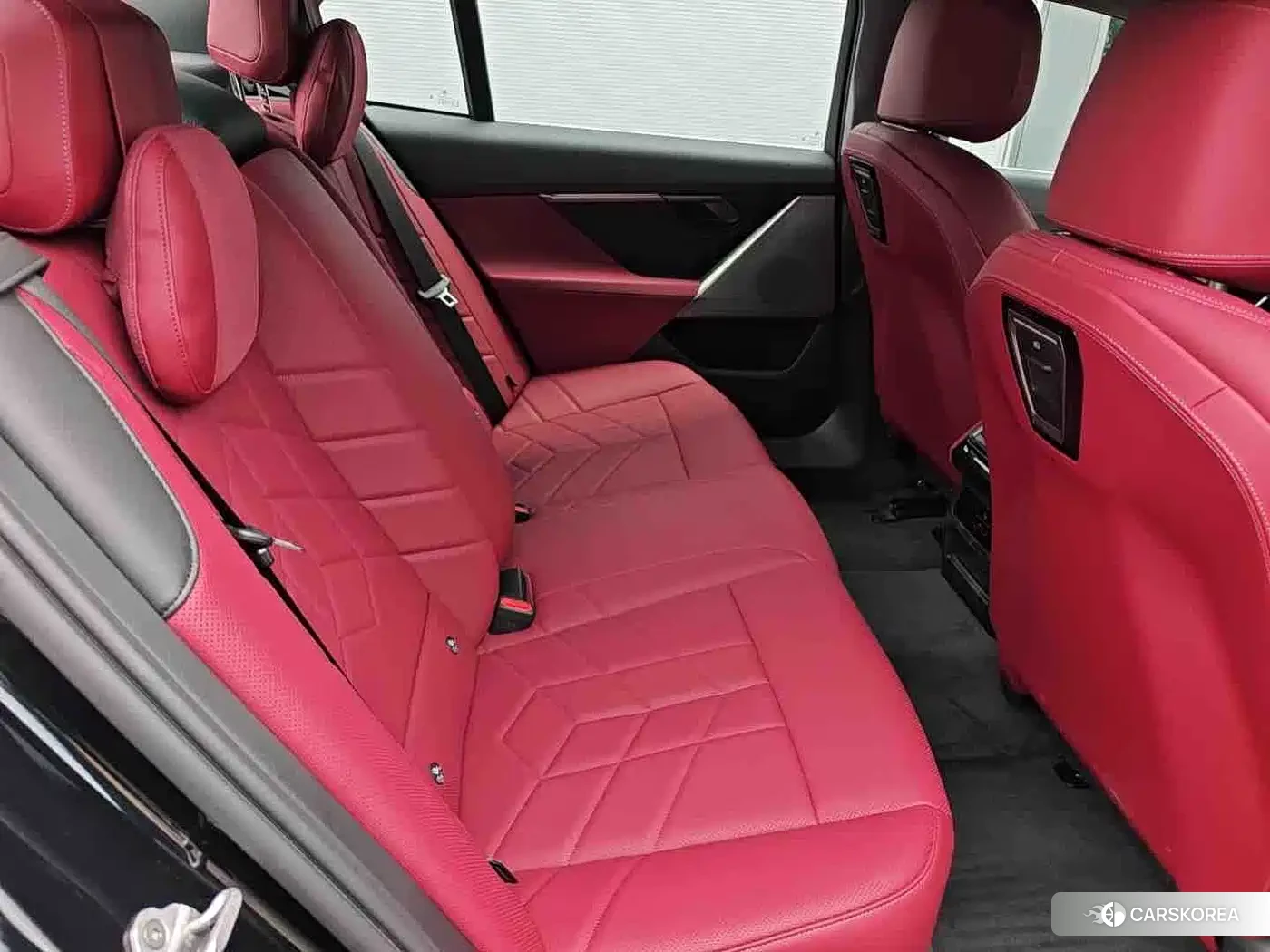 BMW i5 2025 Черный из Китая, фото 3