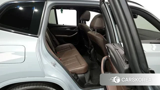 BMW X3 (G01) 2022 Серебряный из Кореи, фото 3