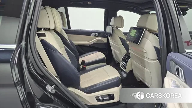 BMW X7 (G07) 2019 Черный из Кореи, фото 3