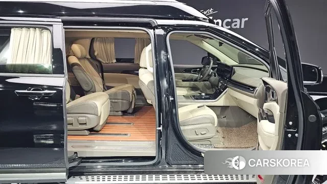 Kia Carnival 4th generation 2022 Черный из Кореи, фото 3