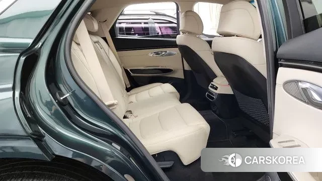 Genesis GV70 2021 Темно-зеленый из Кореи, фото 3