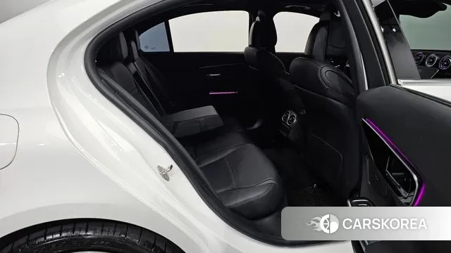 Mercedes-Benz C-Class W206 2023 Белый из Кореи, фото 3