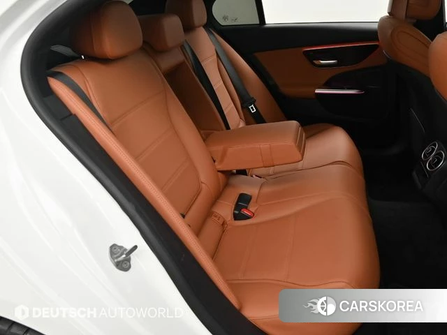 Mercedes-Benz C-Class W206 2022 Белый из Кореи, фото 3