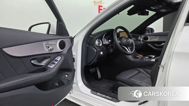 Mercedes-Benz C-Class W205 2021 Белый из Кореи, фото 3