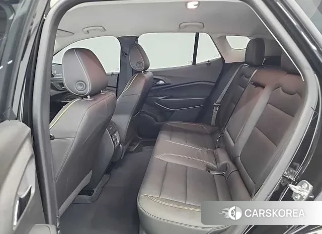 Chevrolet (GM Daewoo) Trax Crossover 2024 Черный из Кореи, фото 3