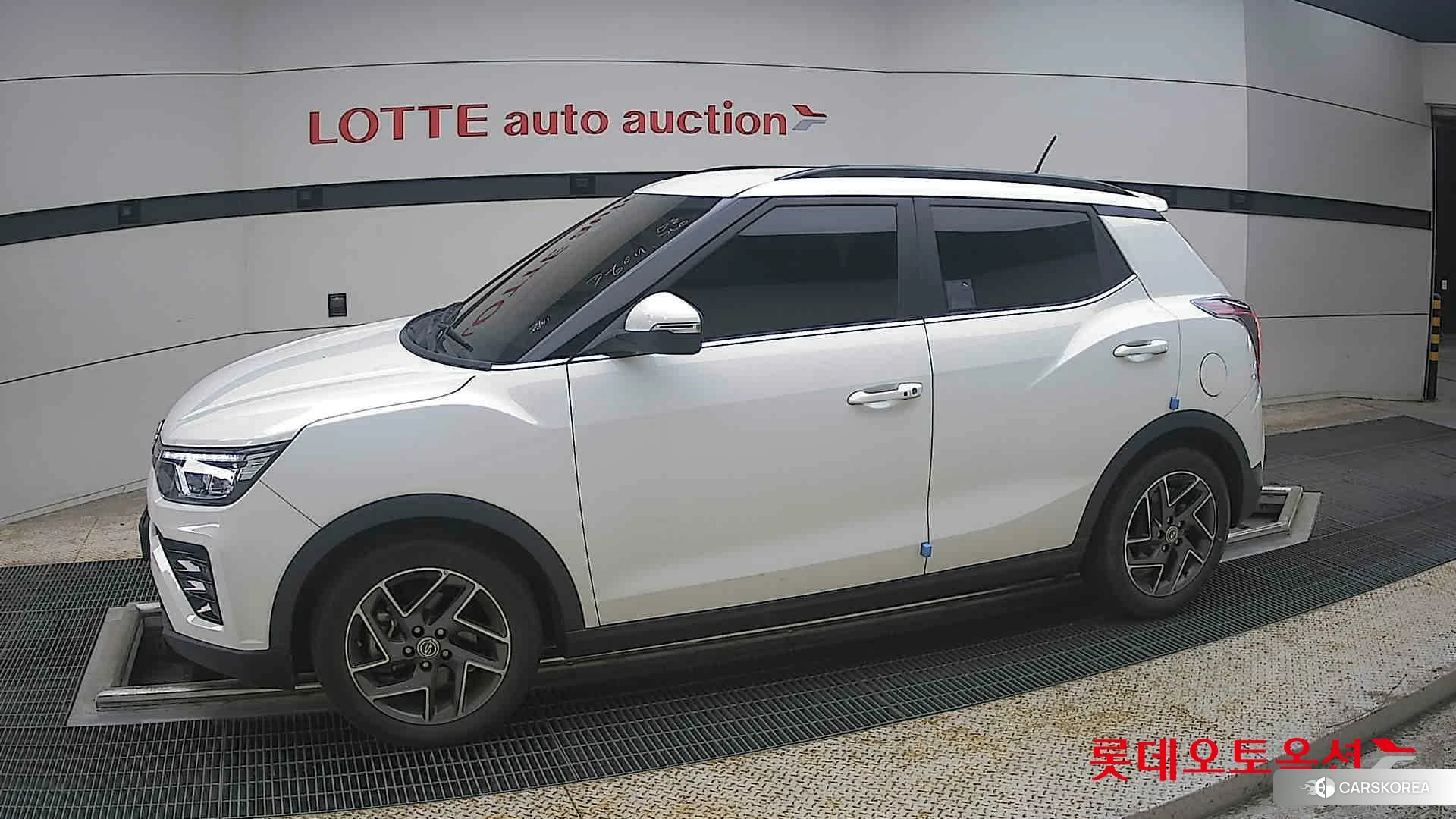 SsangYong Tivoli 2022 Grand White из Кореи, фото 3