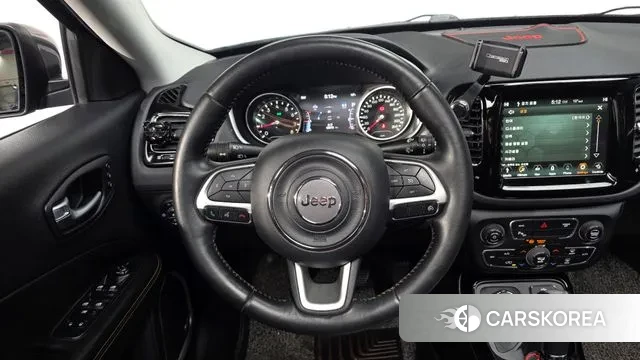 Jeep Compass 2nd Generation 2018 Серый из Кореи, фото 3