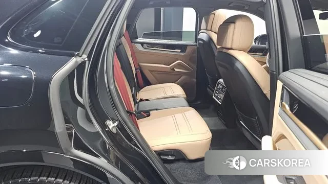 Porsche Cayenne (PO536) 2024 Черный из Кореи, фото 3