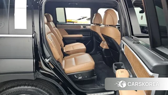 Hyundai Santa Fe (MX5) 2024 Черный из Кореи, фото 3