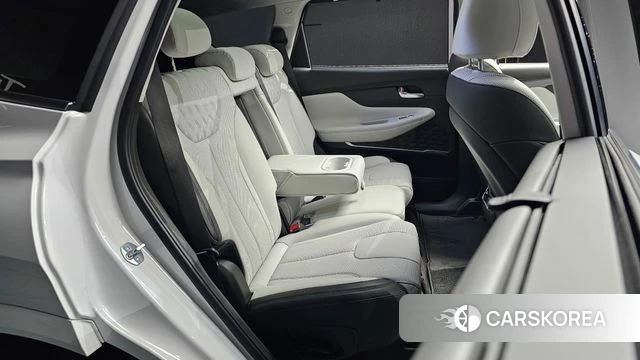 Hyundai The New Santa Fe 2023 Белый из Кореи, фото 3