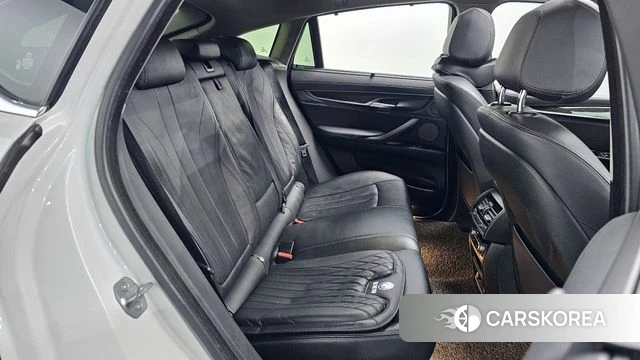 BMW X6 (F16) 2018 Белый из Кореи, фото 3