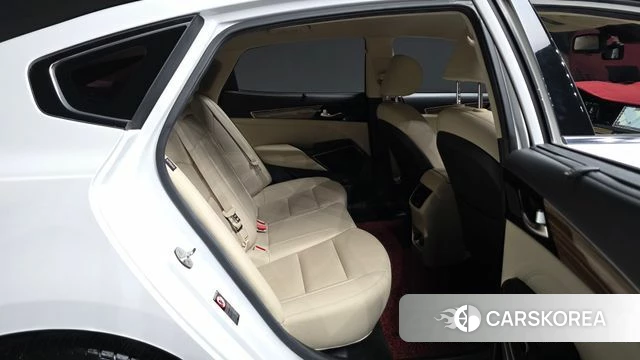 Kia Come New K7 2018 Белый из Кореи, фото 3