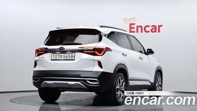 Kia Seltos 2020 Белый из Кореи, фото 3