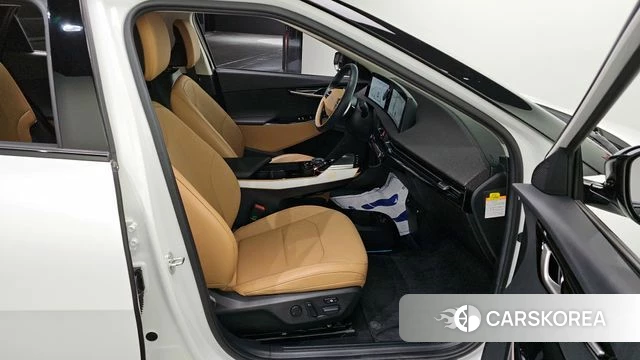 Kia EV6 2023 Белый из Кореи, фото 3