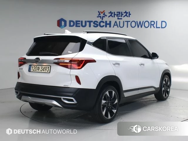Kia Seltos 2021 Белый из Кореи, фото 3