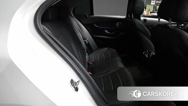 Mercedes-Benz C-Class W205 2019 Белый из Кореи, фото 3