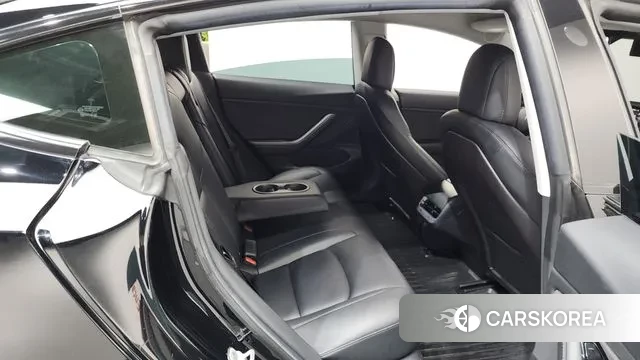 Tesla Model 3 2019 Черный из Кореи, фото 3