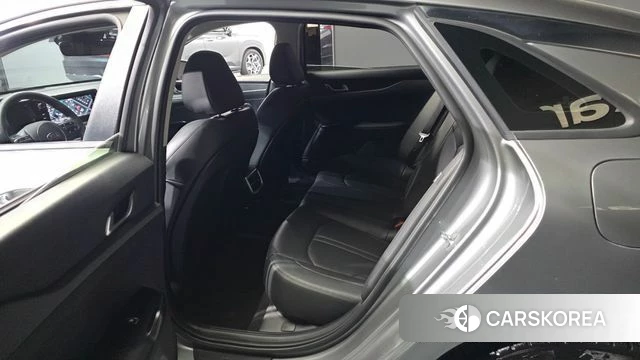 Kia K5 3rd generation 2021 Серебристо-серый из Кореи, фото 3