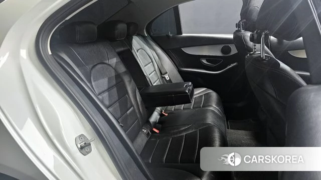 Mercedes-Benz C-Class W205 2020 Белый из Кореи, фото 3