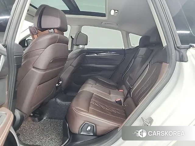 BMW 6 Series GT (G32) 2019 Белый из Кореи, фото 3