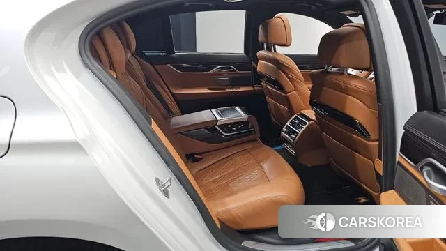 BMW 7 Series (G11) 2020 Белый из Кореи, фото 3