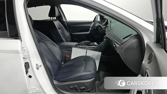 Hyundai Sonata (DN8) 2022 Белый из Кореи, фото 3