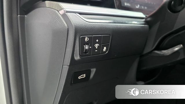 Kia The New K5 3rd generation 2025 Белый из Кореи, фото 3