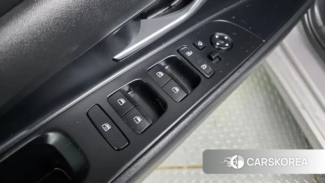 Hyundai Avante (CN7) 2023 Серебристо-серый из Кореи, фото 3