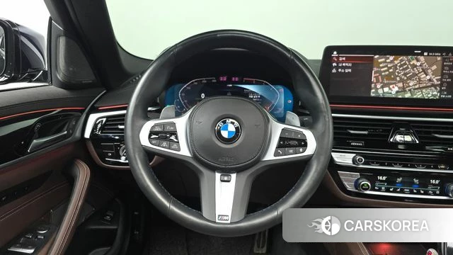 BMW 5 Series (G30) 2022 Черный из Кореи, фото 3