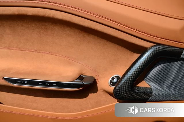 Ferrari GTC4 Russo 2019 Фиолетовый из Кореи, фото 3