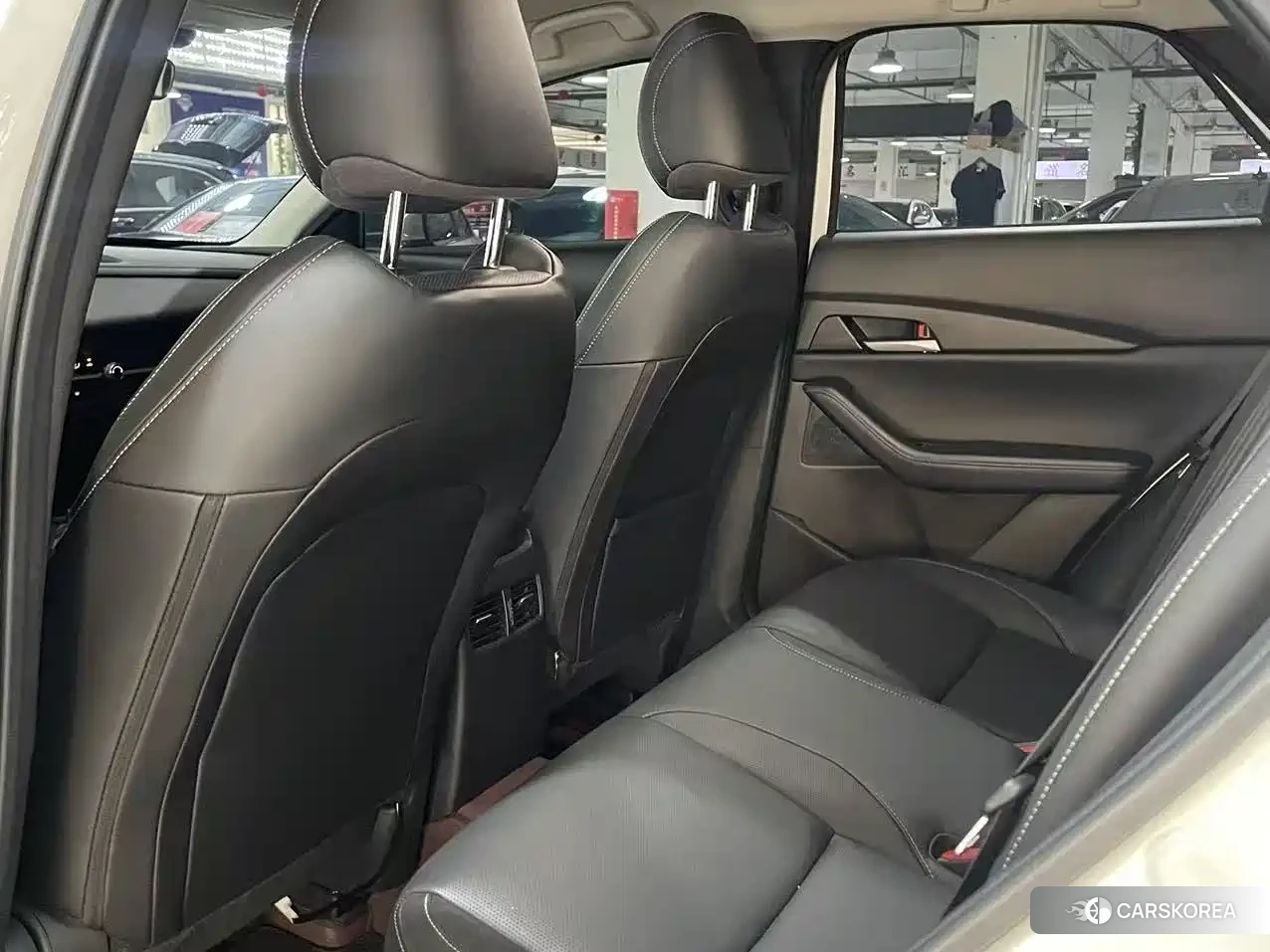 Mazda CX-30 2022 Белый из Китая, фото 3