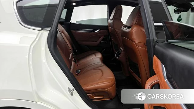 Maserati Levante 2020 Белый из Кореи, фото 3