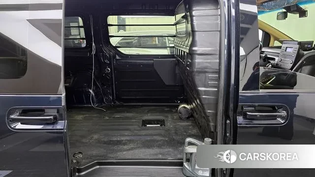 Hyundai Staria 2022 Синий из Кореи, фото 3