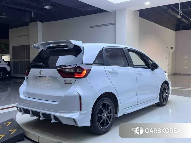 Honda Fit 2022 Белый из Китая, фото 3